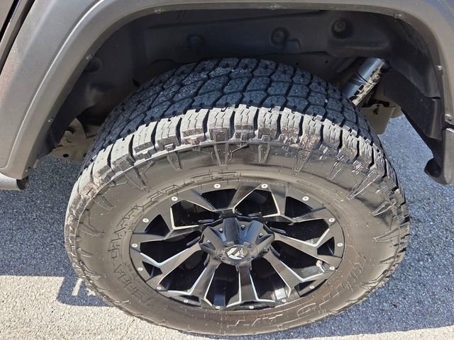 Used 2022 Jeep Wrangler Unlimited Willys image 16