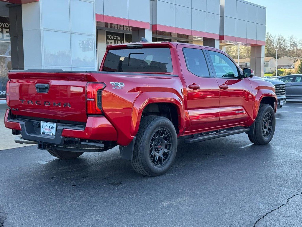 Certified 2024 Toyota Tacoma TRD Sport w/ TRD Sport Premium Package AWD/4WD image 3