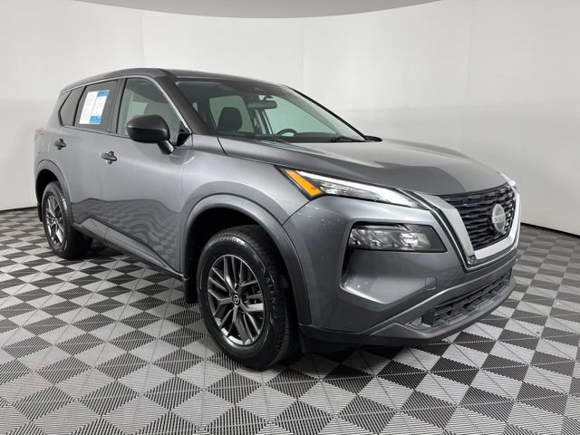 Used 2021 Nissan Rogue S FWD image 3