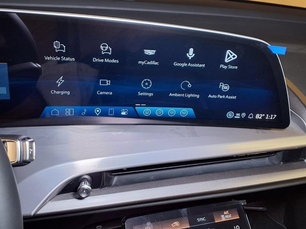 New 2027 Cadillac Vistiq Sport AWD/4WD image 17