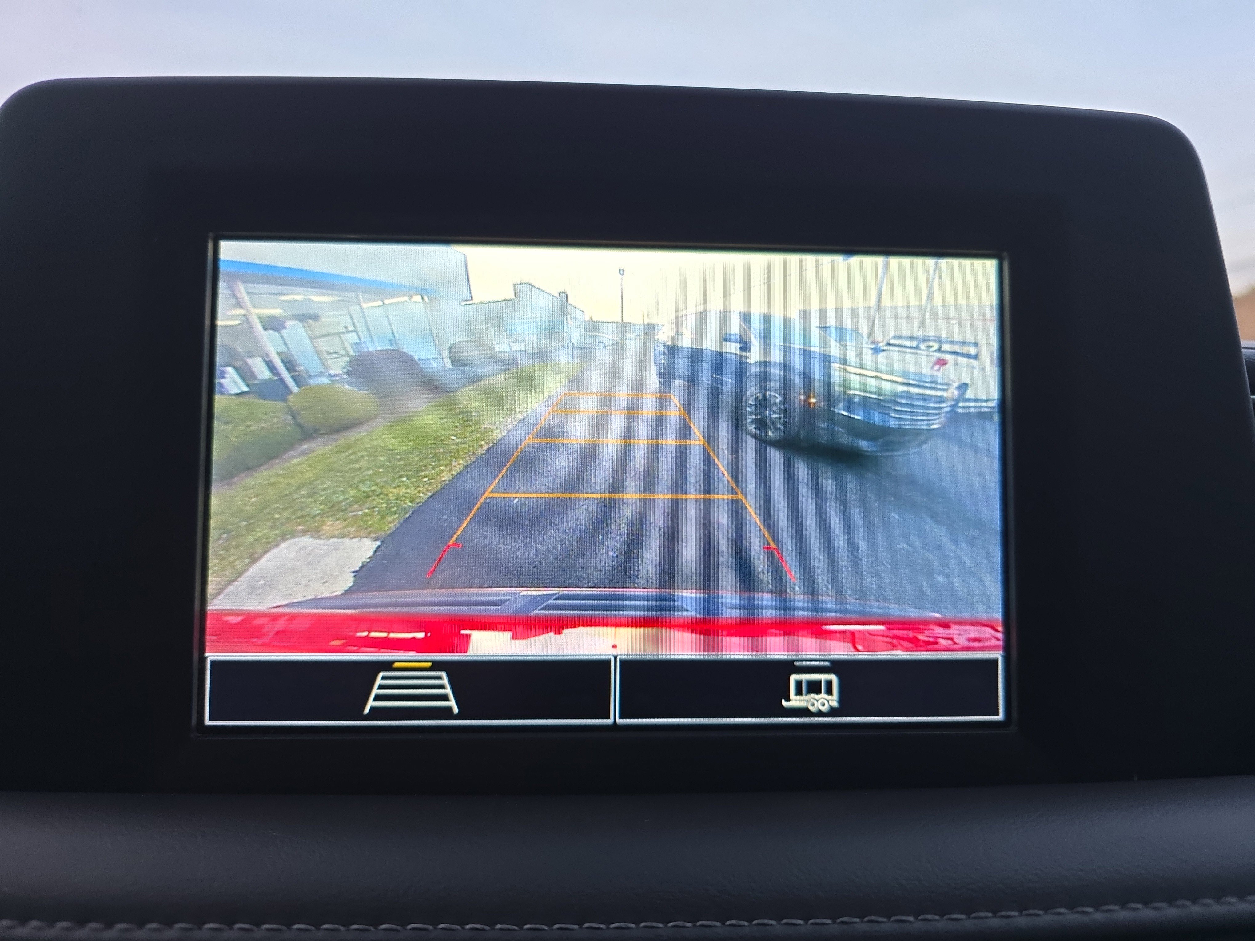 Used 2022 Chevrolet Suburban LS image 30