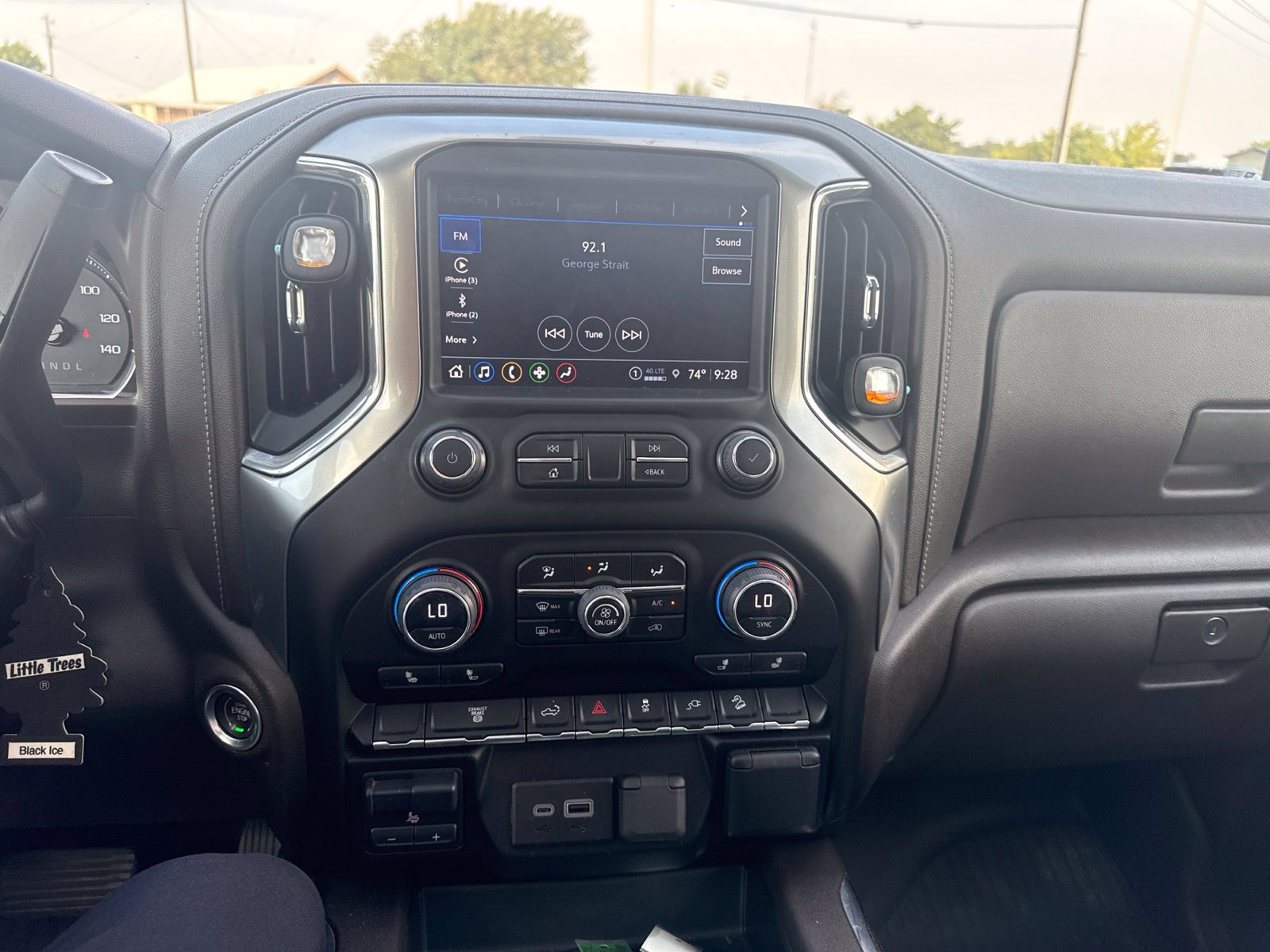 Used 2023 Chevrolet Silverado 2500 LT w/ Convenience Package AWD/4WD image 13