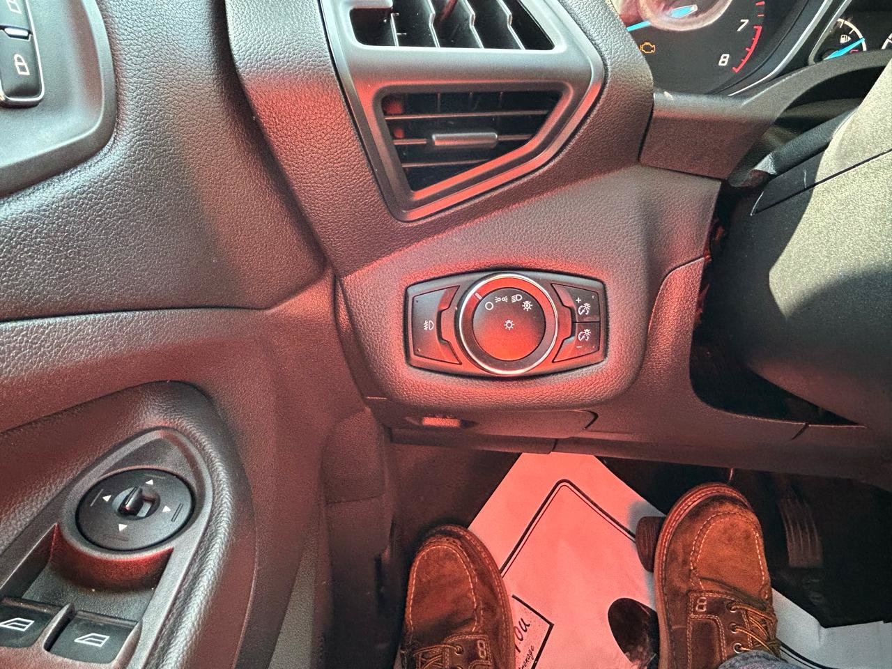 Used 2014 Ford Escape SE AWD/4WD image 27