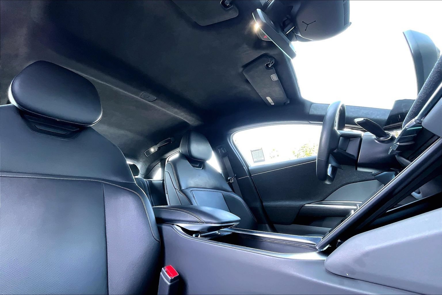 Used 2024 Lucid Air Touring AWD/4WD image 22