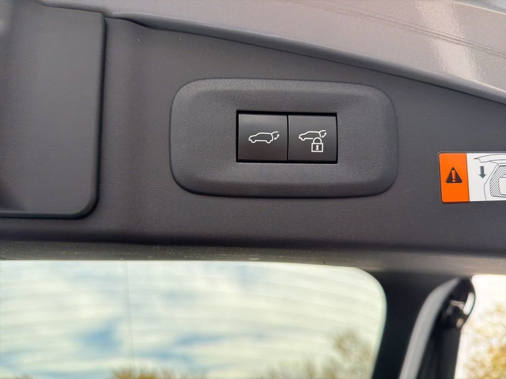 Used 2023 Lexus RZ 450e Premium image 21