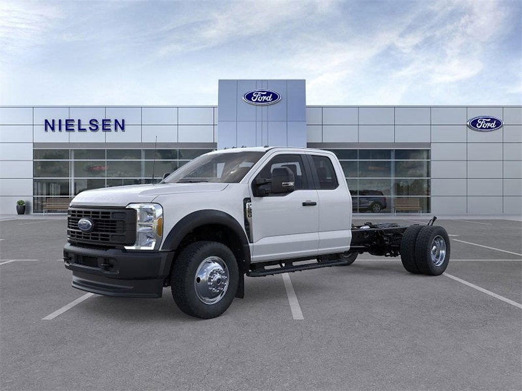 New 2025 Ford F550 4x4 Supercab Super Duty