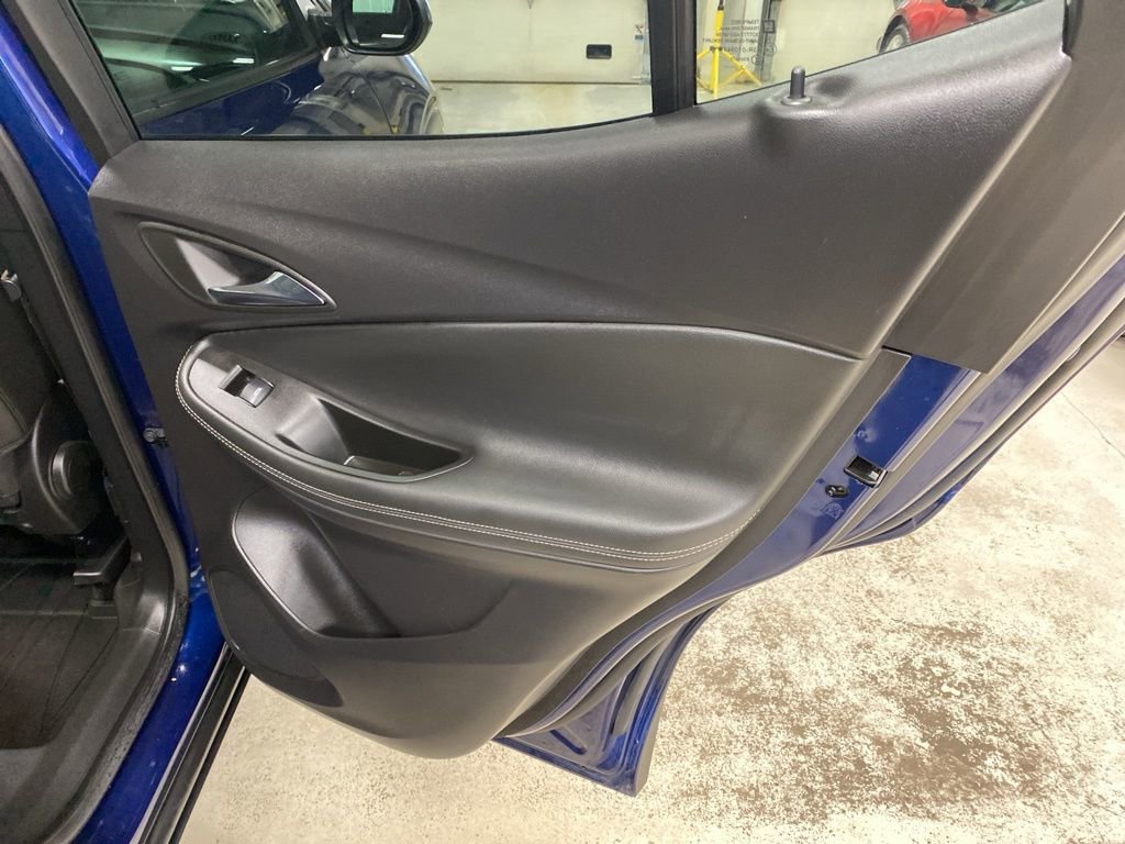 Used 2023 Buick Encore GX Essence w/ Advanced Technology Package image 22