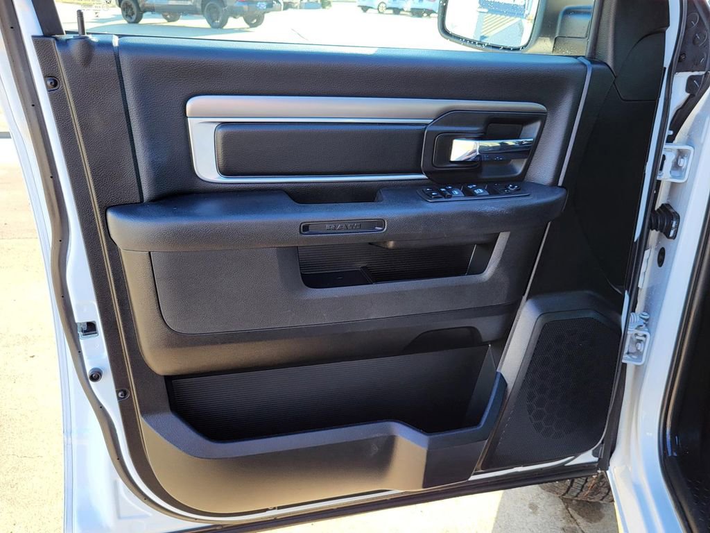 Used 2024 RAM 1500 Classic Warlock image 19