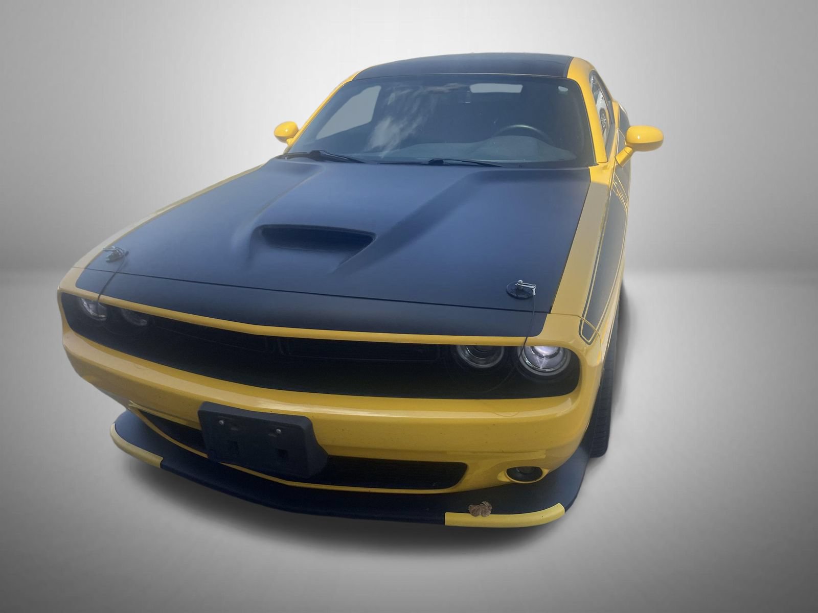 Used 2018 Dodge Challenger T/A RWD image 2