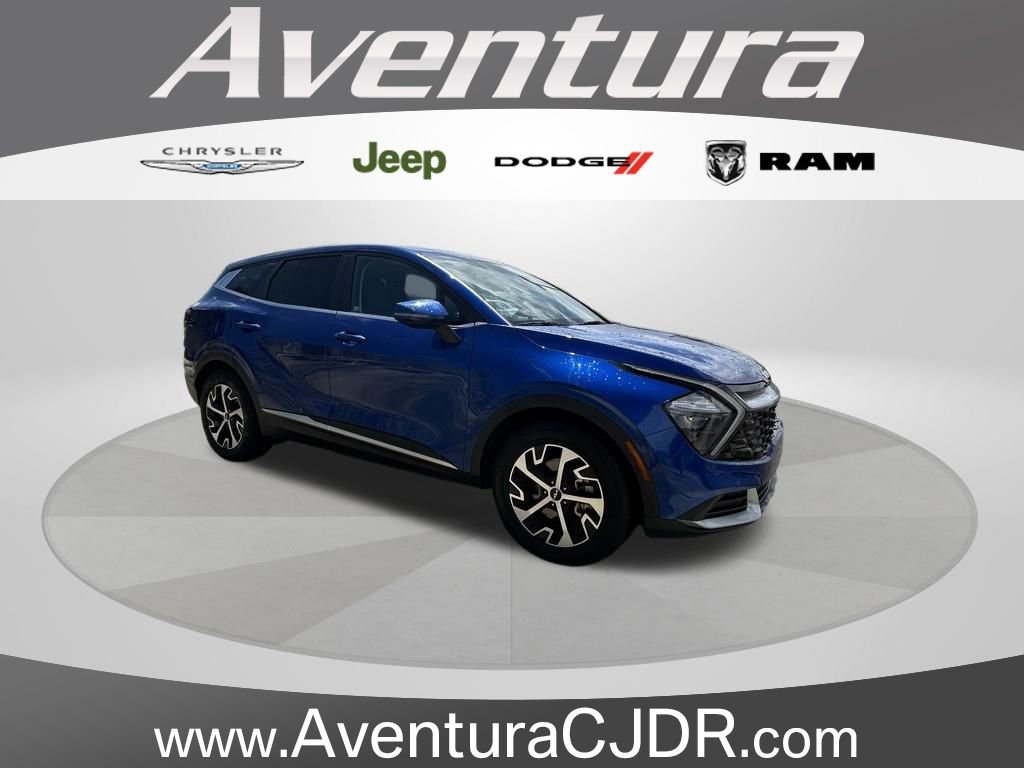 Used 2023 Kia Sportage EX FWD image 1