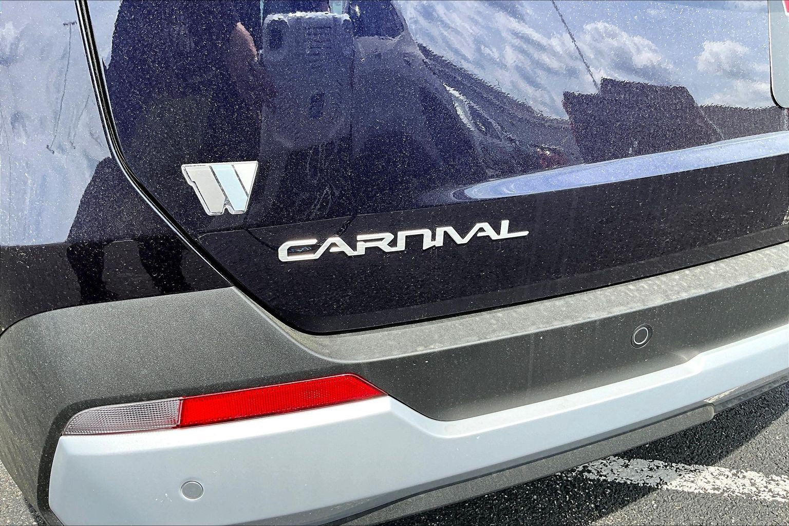 New 2026 Kia Carnival LX FWD image 13