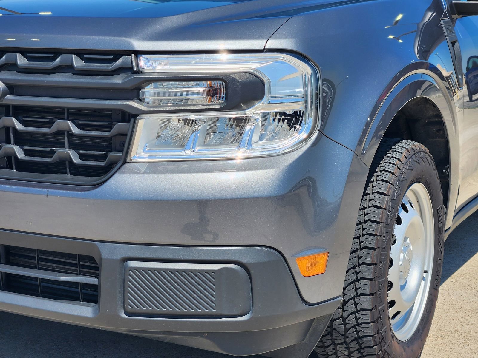 Used 2022 Ford Maverick XL FWD image 10