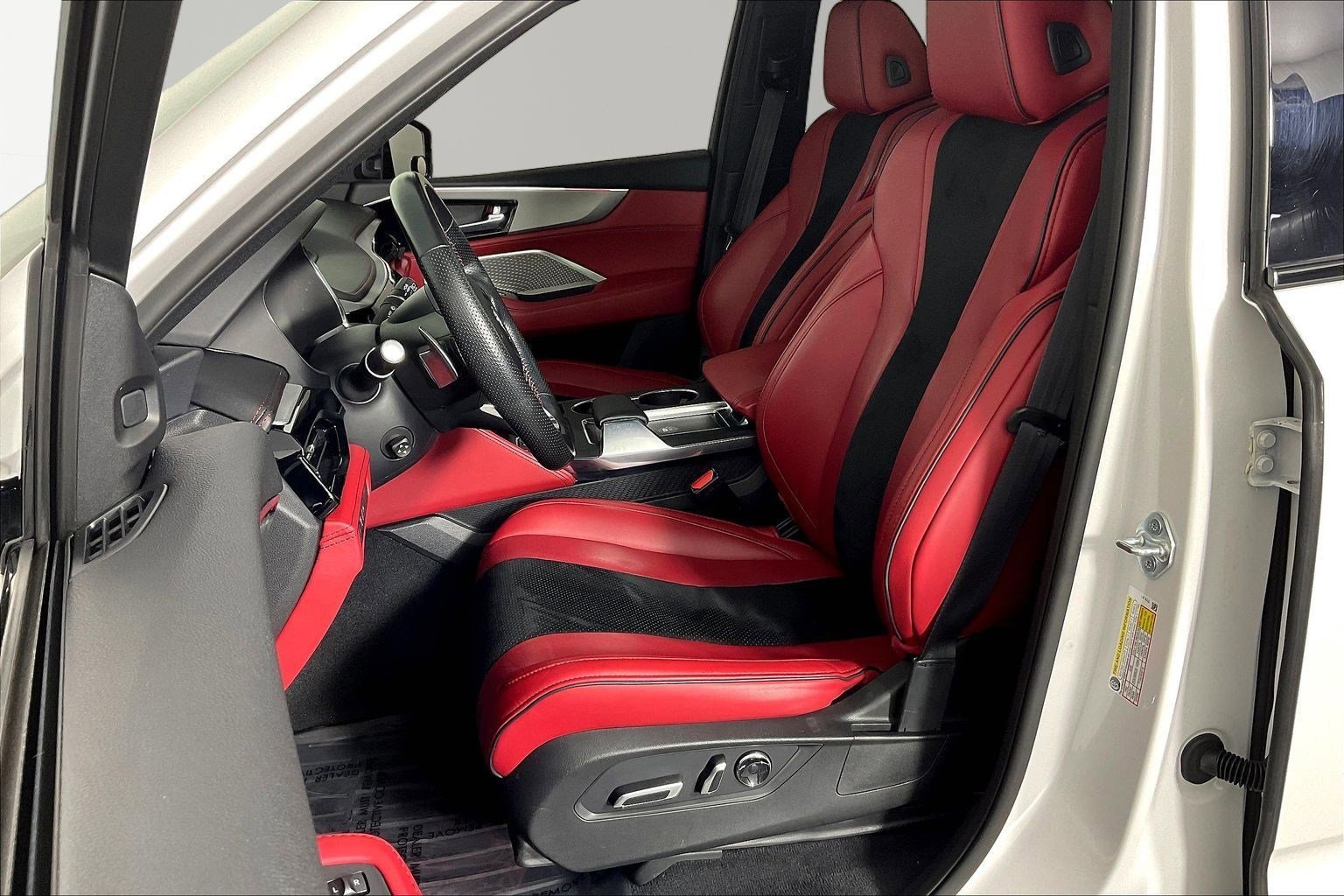 Used 2023 Acura MDX A-Spec image 21