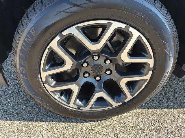 Used 2025 RAM 1500 Laramie image 9