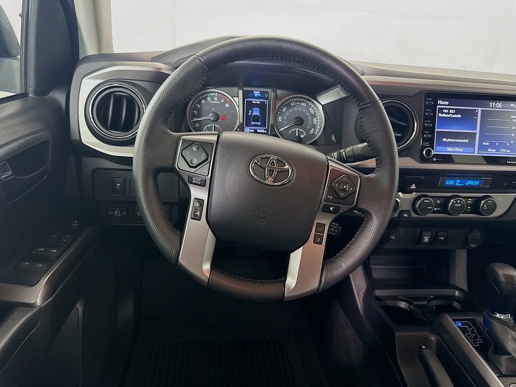Certified 2023 Toyota Tacoma SR5 AWD/4WD image 19