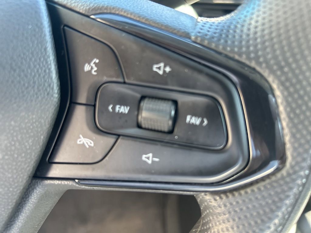 Used 2024 Chevrolet Trax LS image 11