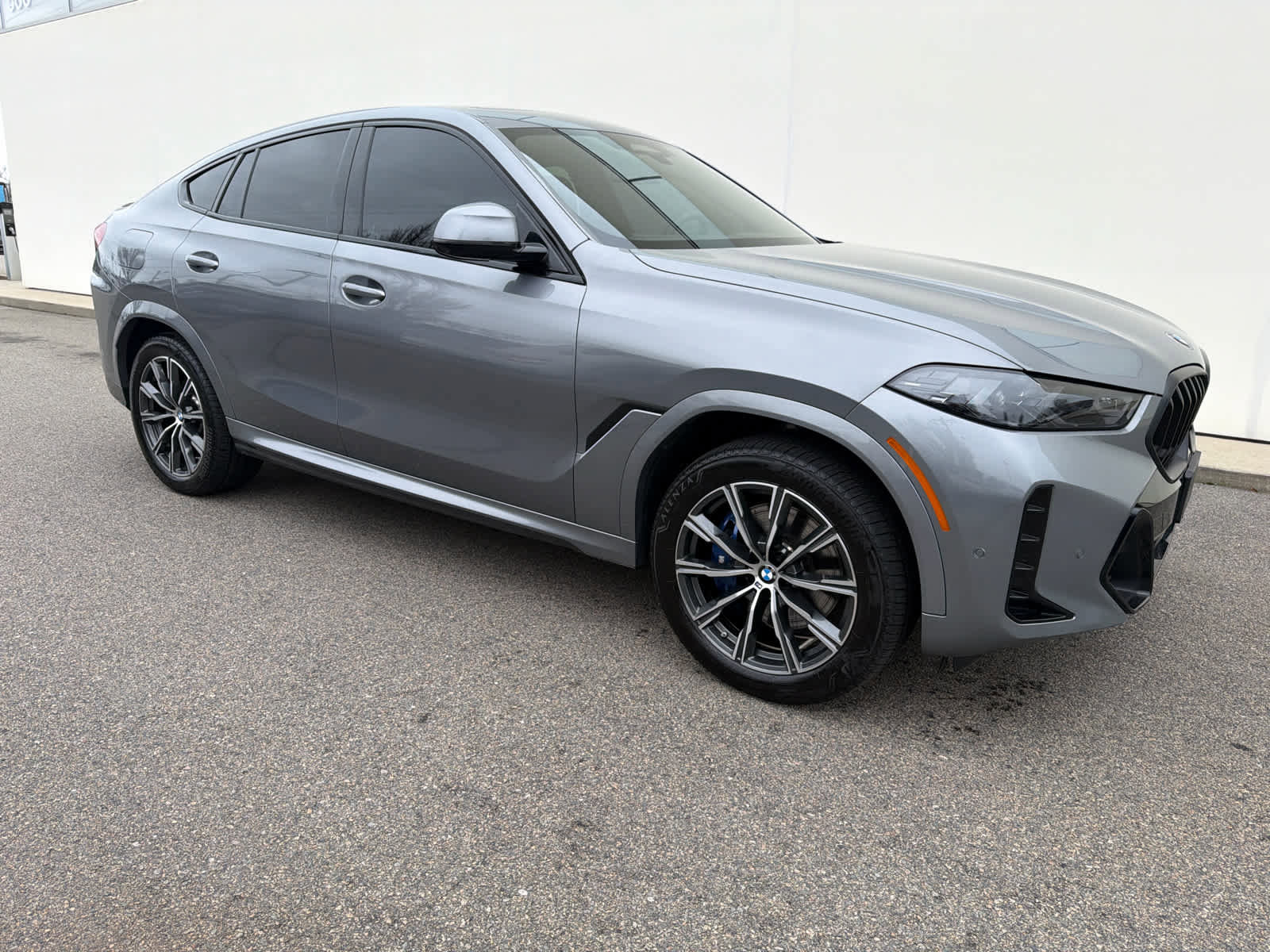 Used 2026 BMW X6 xDrive40i image 21