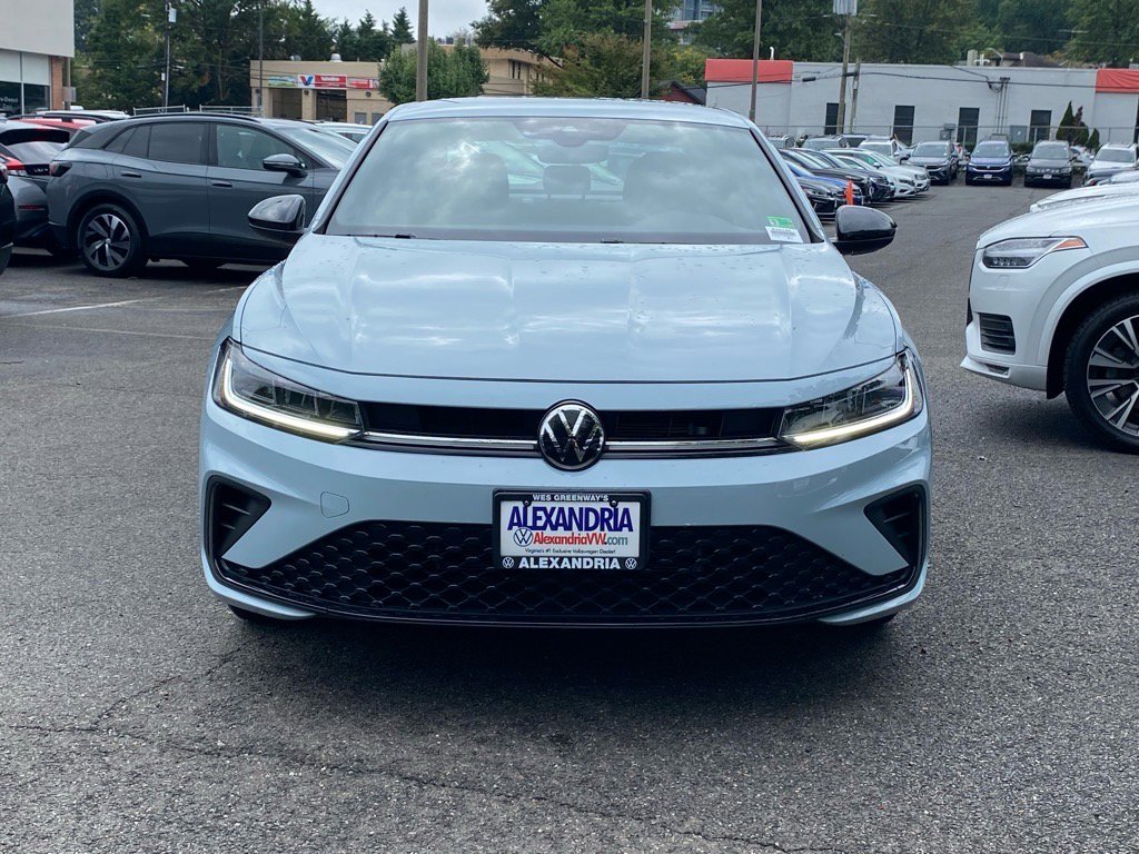 Certified 2025 Volkswagen Jetta Sport image 6