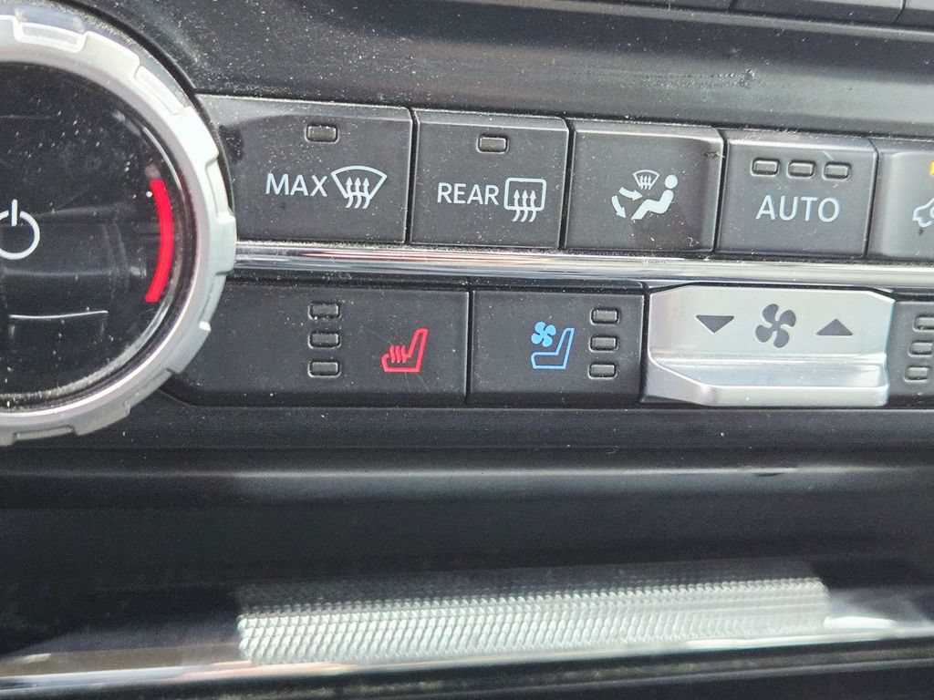 Used 2023 Ford F150 Platinum w/ Equipment Group 701A High AWD/4WD image 17