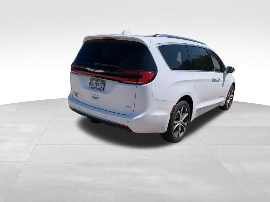 Used 2022 Chrysler Pacifica Pinnacle image 16