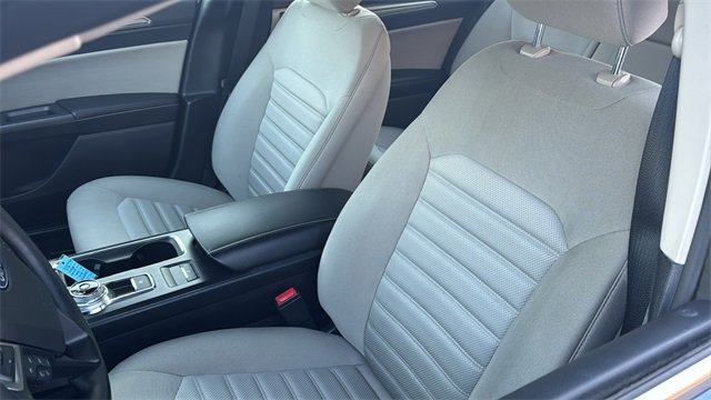 Used 2019 Ford Fusion S image 25