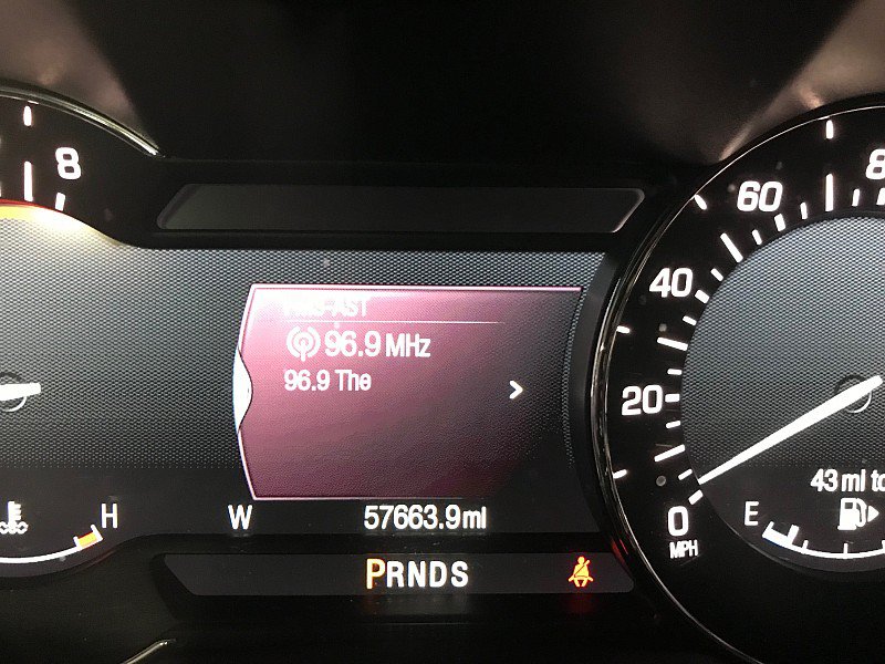 Used 2016 Lincoln MKC Select w/ Select Plus Package AWD/4WD image 23