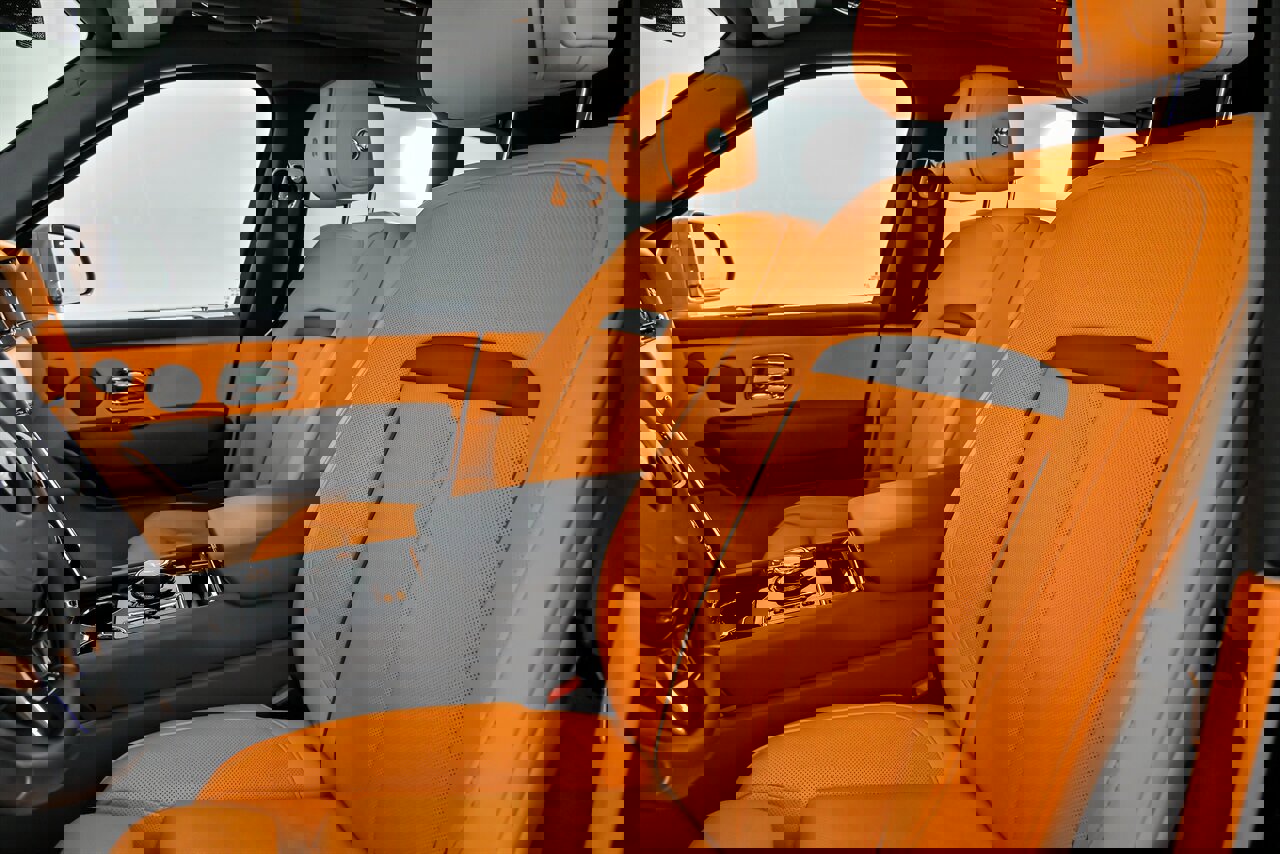 Used 2025 Rolls-Royce Cullinan image 22