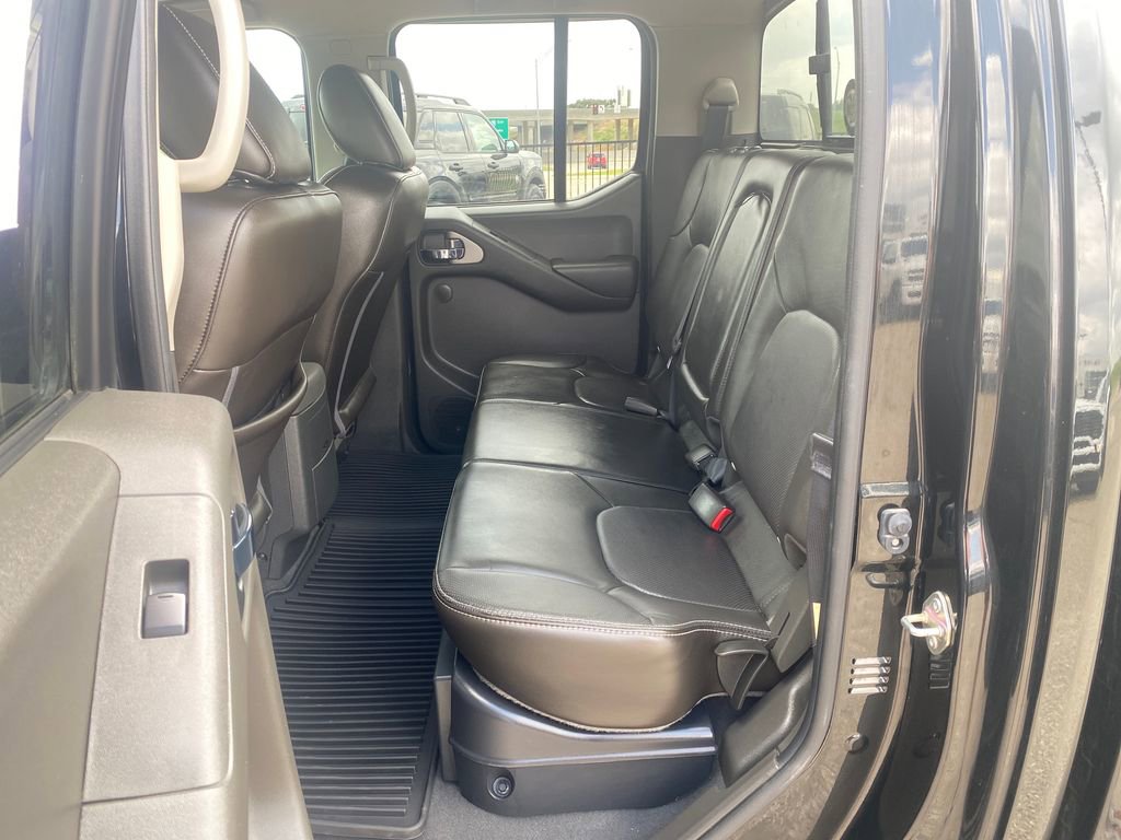Used 2019 Nissan Frontier PRO-4X w/ Pro-4x Luxury Package AWD/4WD image 25