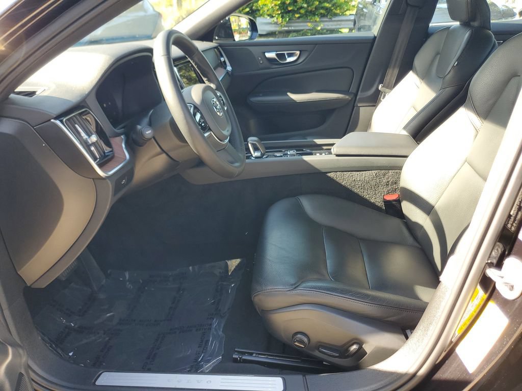 Certified 2023 Volvo S60 B5 Plus FWD image 16