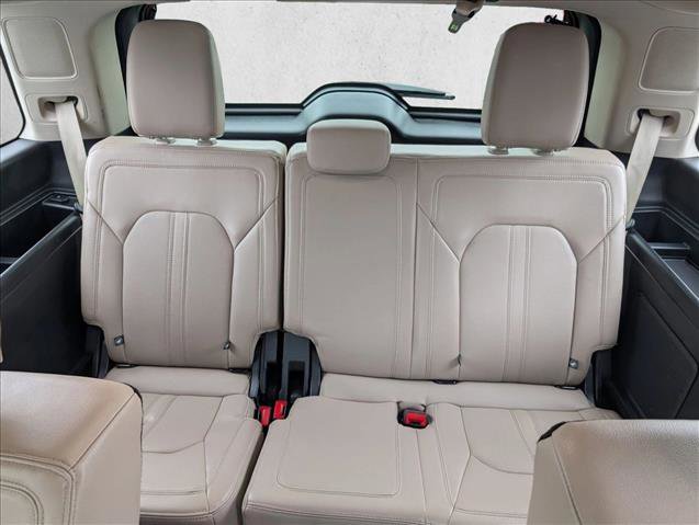 Used 2024 Ford Expedition Limited image 21