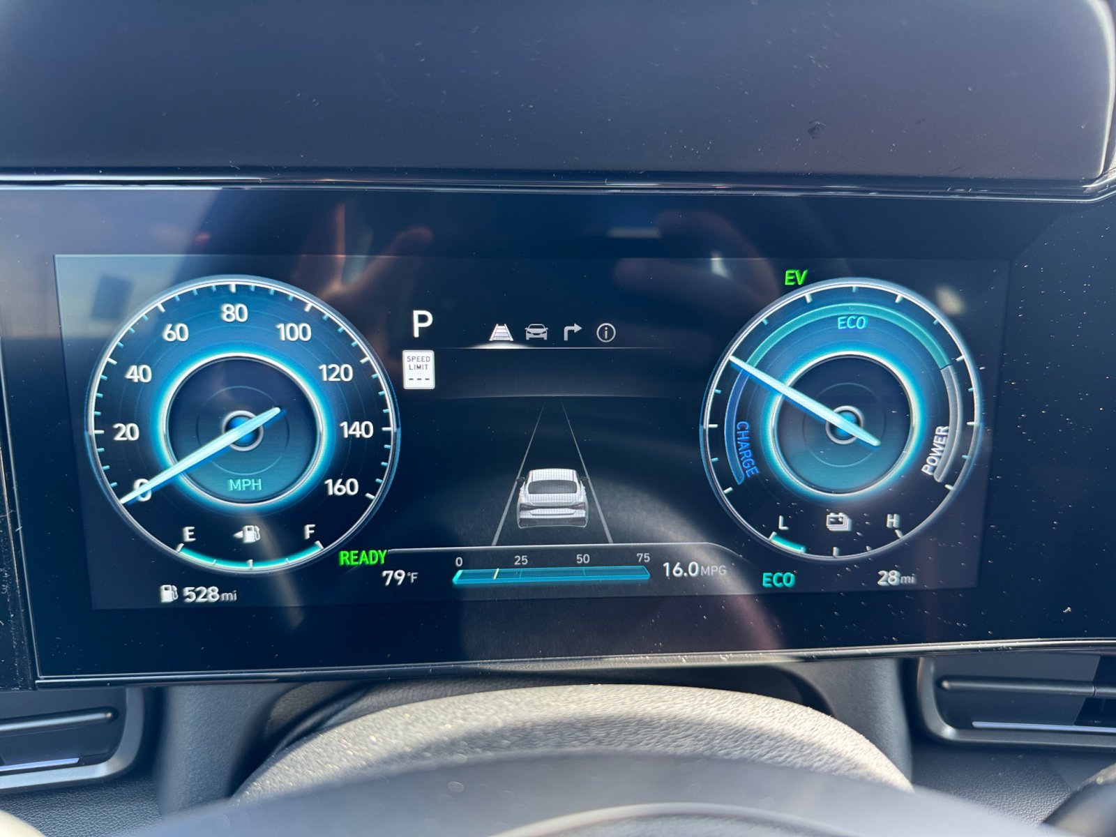 New 2025 Hyundai Elantra SEL image 32