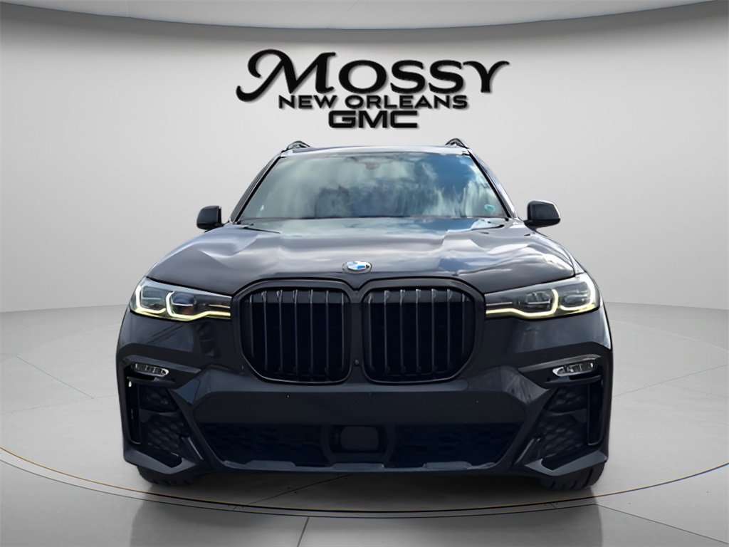 Used 2021 BMW X7 xDrive40i w/ M Sport Package image 2