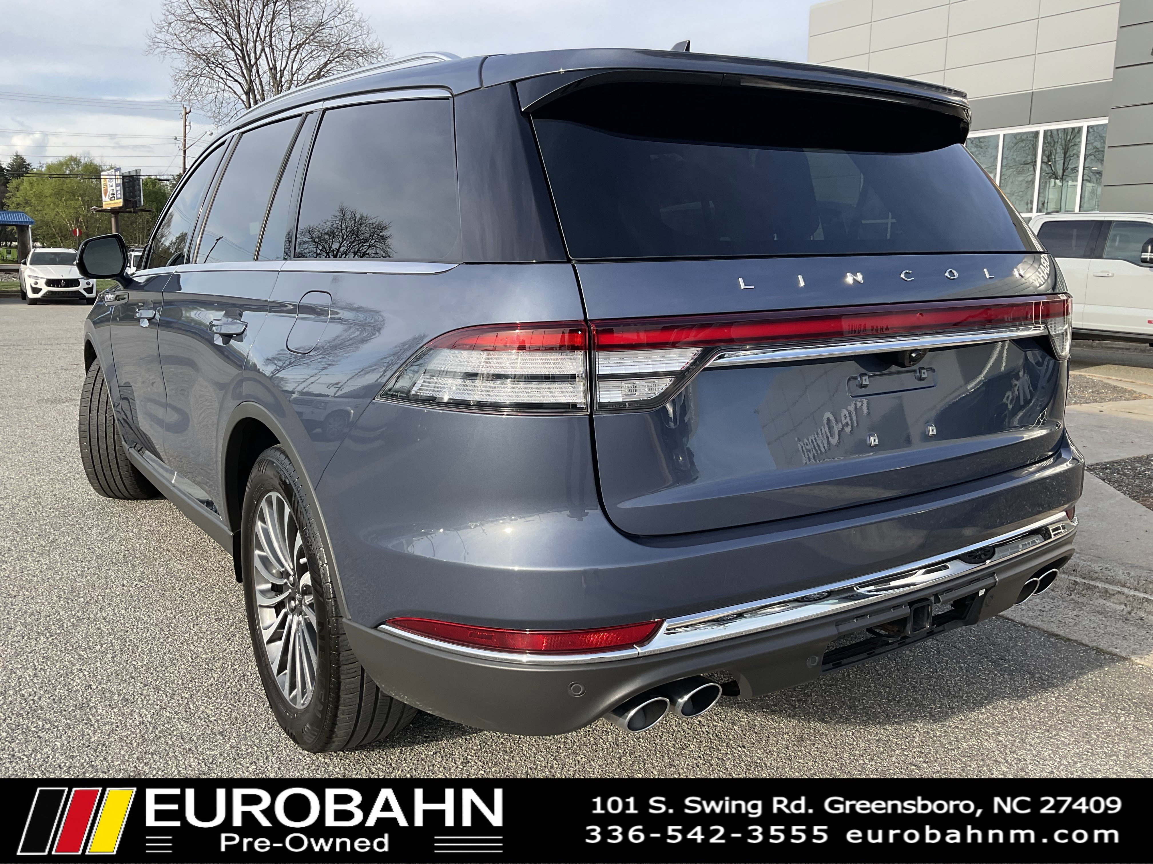 Used 2021 Lincoln Aviator Reserve w/ Elements Package Plus image 3
