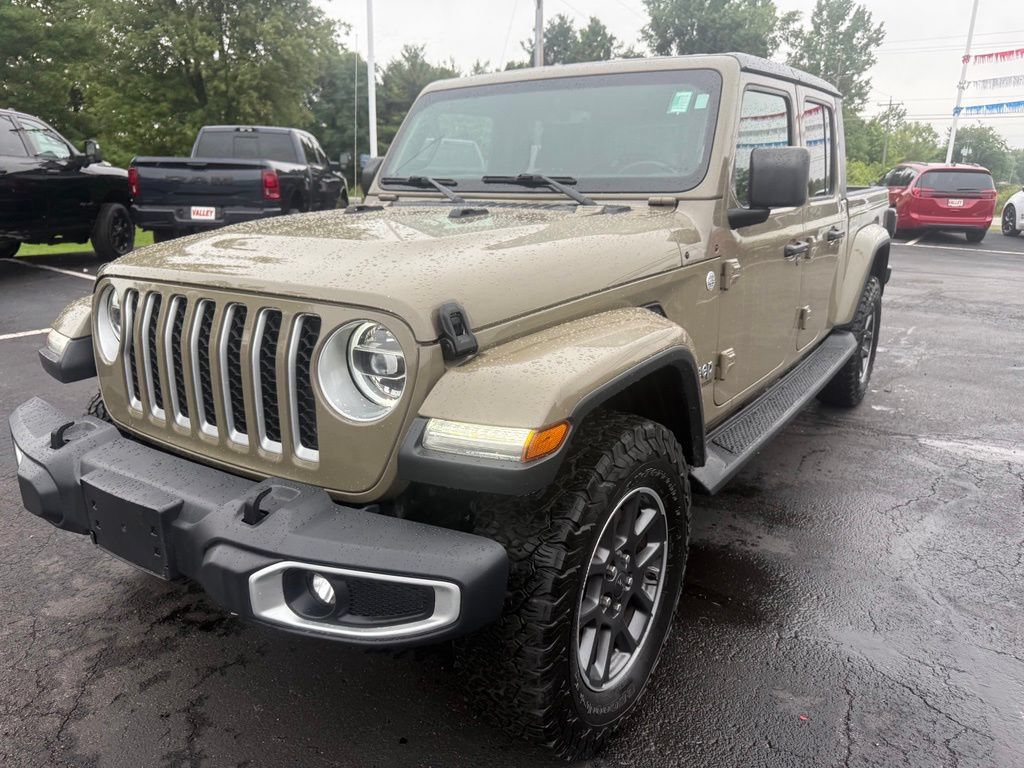 Certified 2020 Jeep Gladiator Overland AWD/4WD image 9