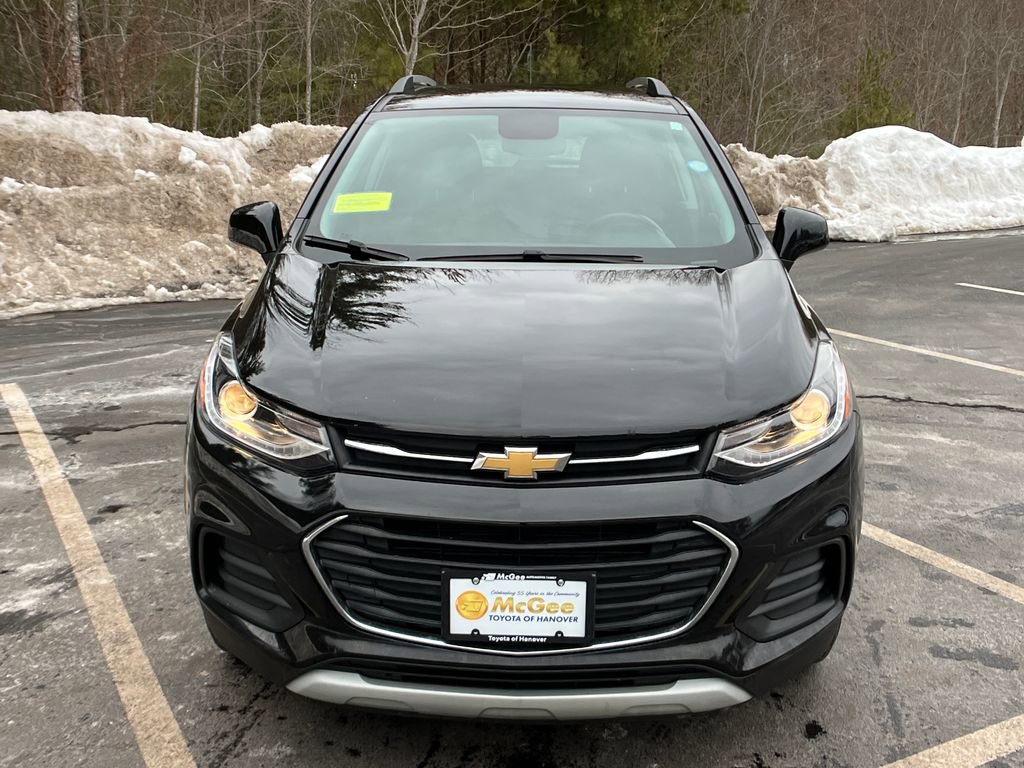 Used 2022 Chevrolet Trax LT w/ LT Convenience Package image 8