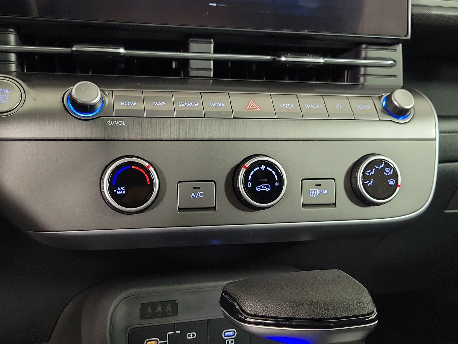 New 2026 Hyundai Kona SE AWD/4WD image 16