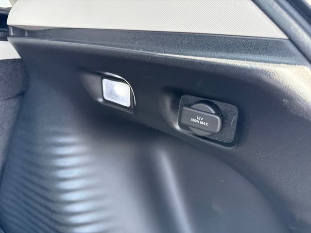 Certified 2023 Honda HR-V LX image 44