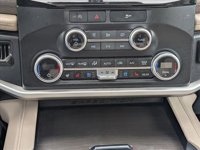 Used 2024 Ford Expedition Limited image 15