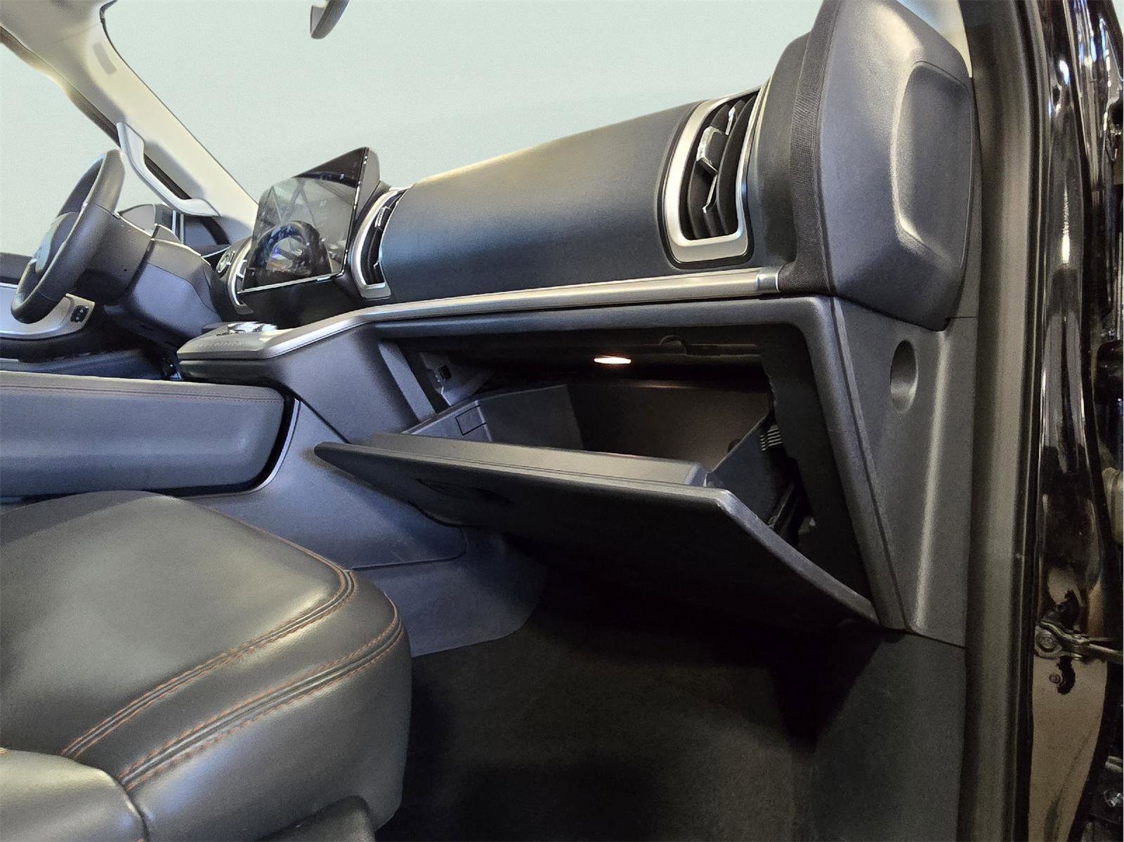Used 2025 Ford Expedition Max Active image 58