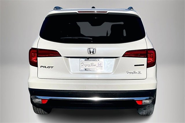 Used 2017 Honda Pilot Touring image 6