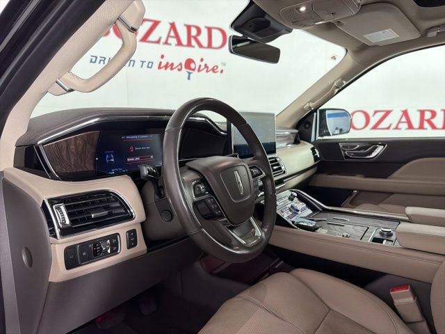 Certified 2023 Lincoln Navigator L Reserve RWD image 12