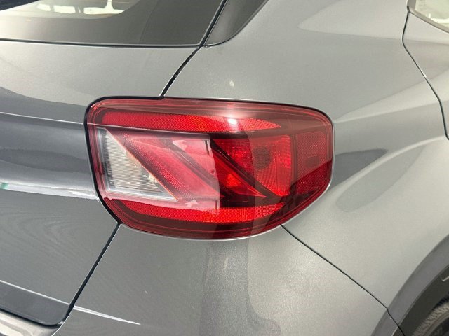 Used 2024 Hyundai Venue SEL FWD image 33