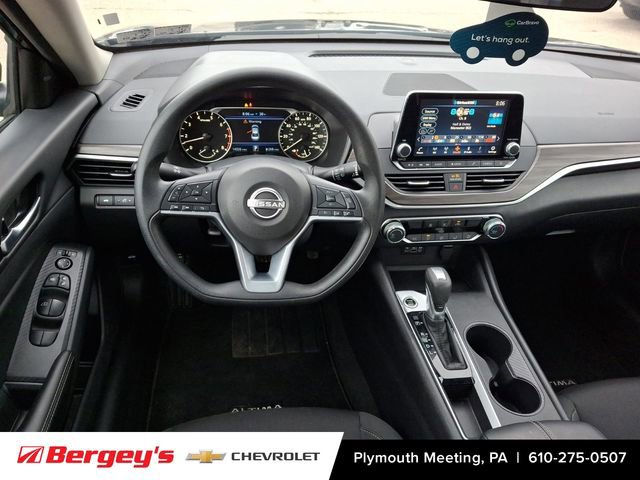 Used 2025 Nissan Altima 2.5 SV image 14