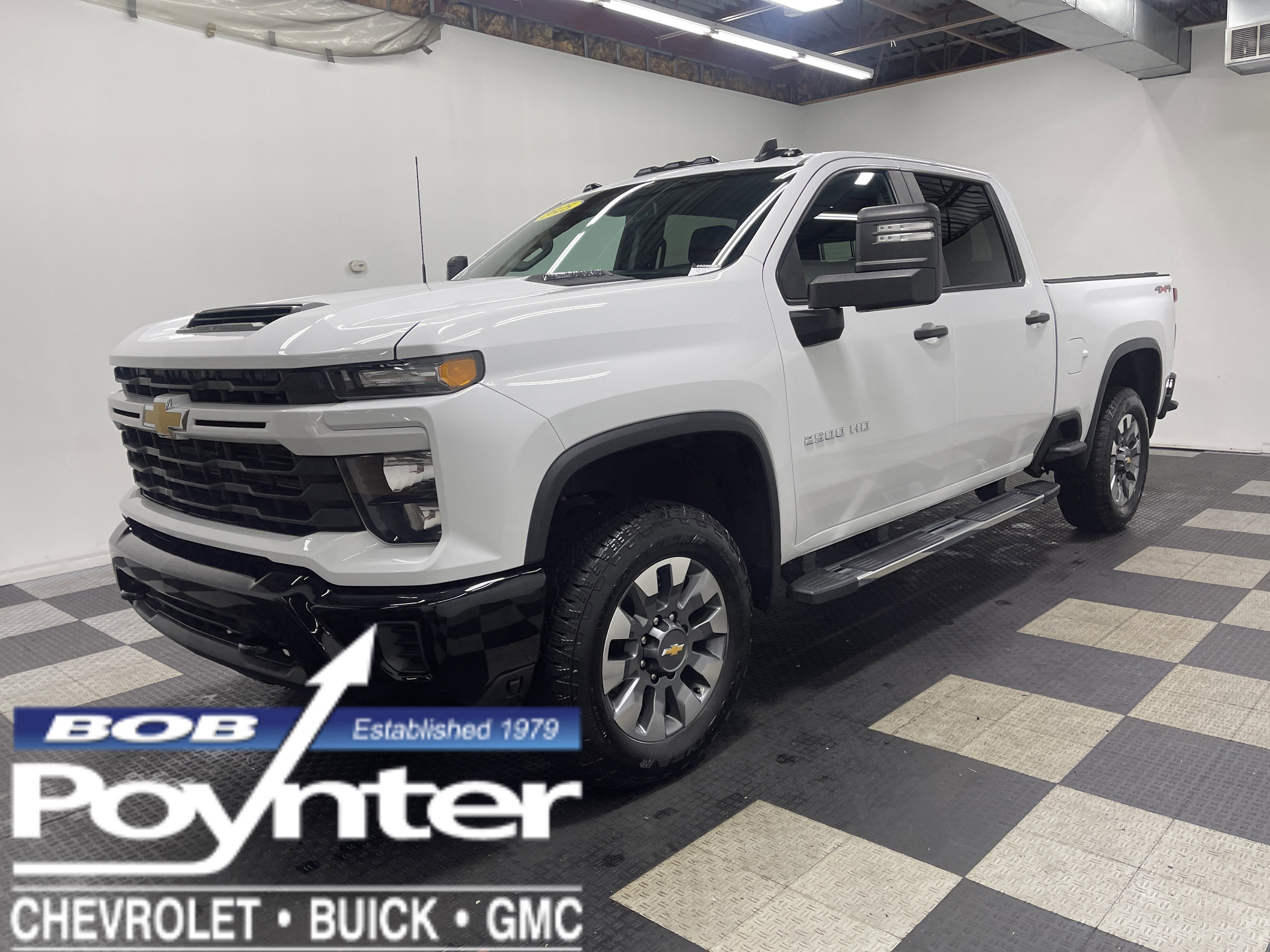 Used 2024 Chevrolet Silverado 2500 Custom w/ Custom Value Package