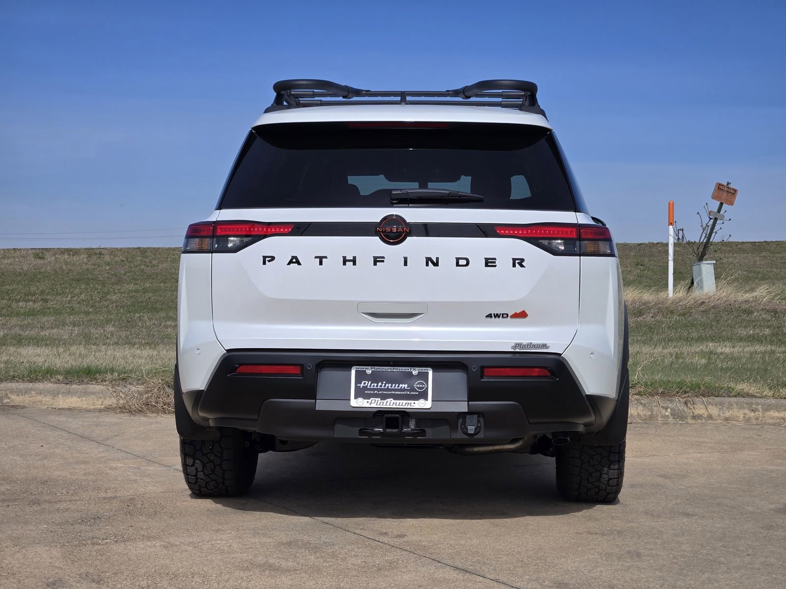 New 2026 Nissan Pathfinder Rock Creek image 8