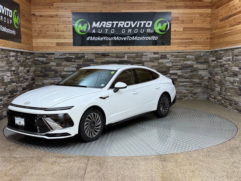 Certified 2025 Hyundai Sonata SEL image 4