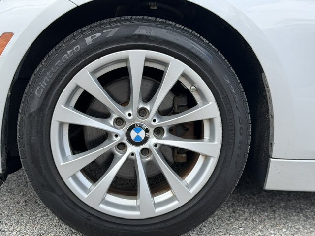 Used 2016 BMW 320i xDrive Sedan AWD/4WD image 8