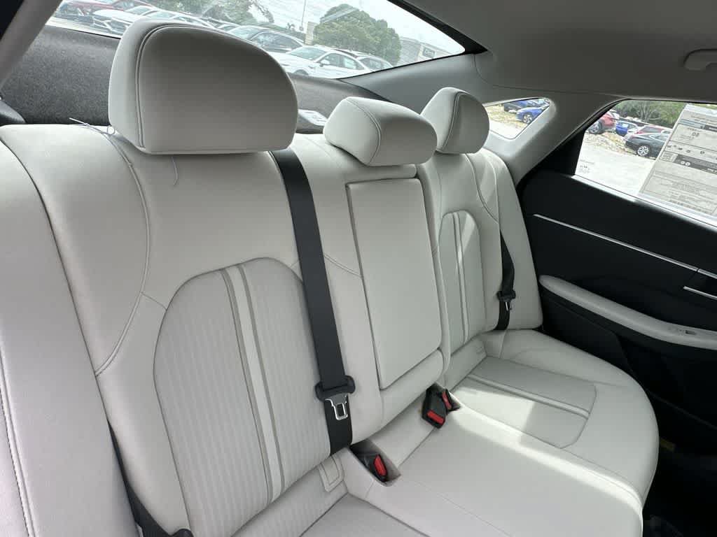 New 2026 Hyundai Sonata SEL FWD image 26