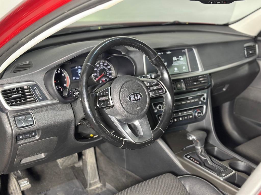 Used 2019 Kia Optima S image 28