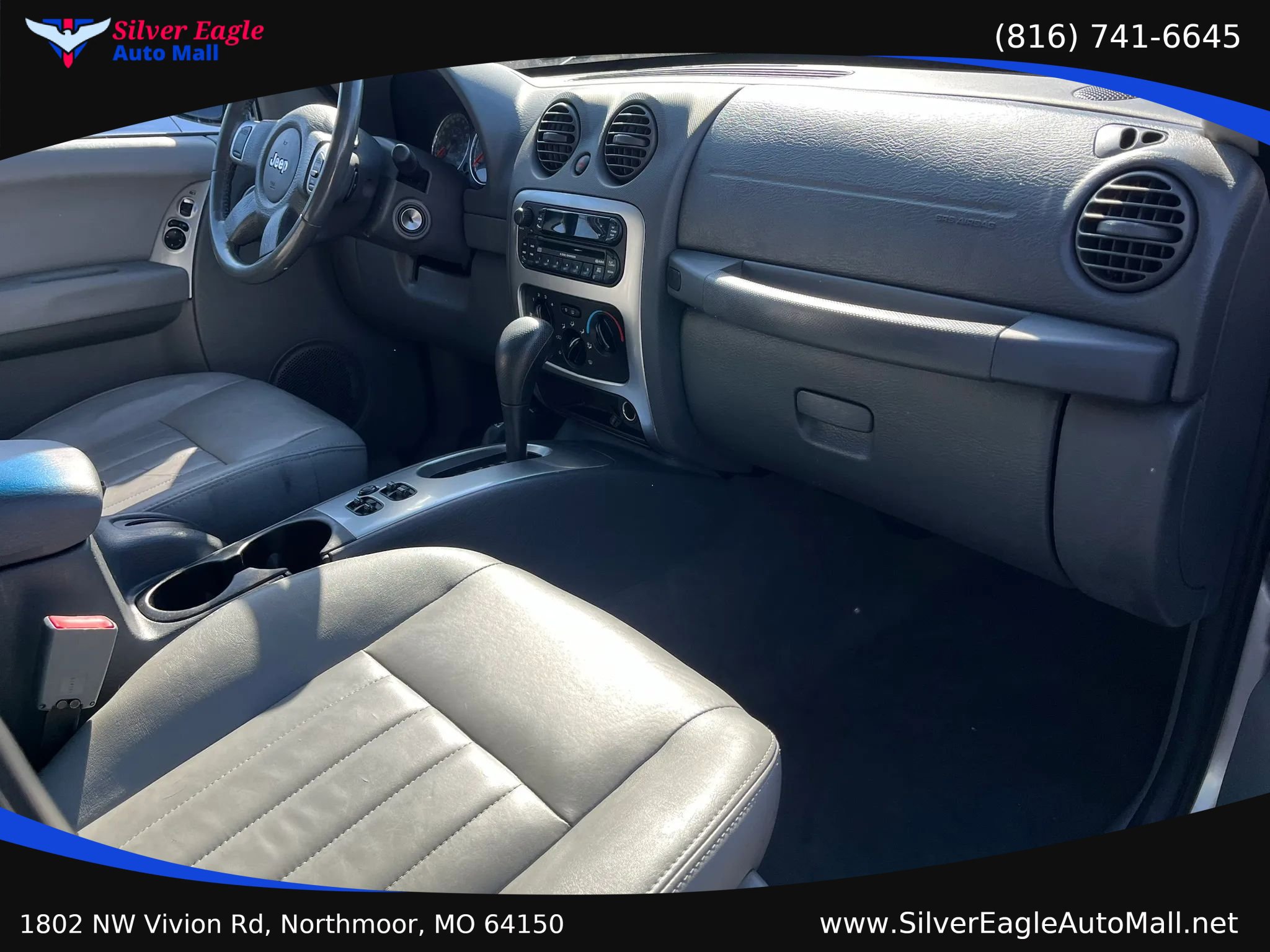 Used 2005 Jeep Liberty Limited AWD/4WD image 6